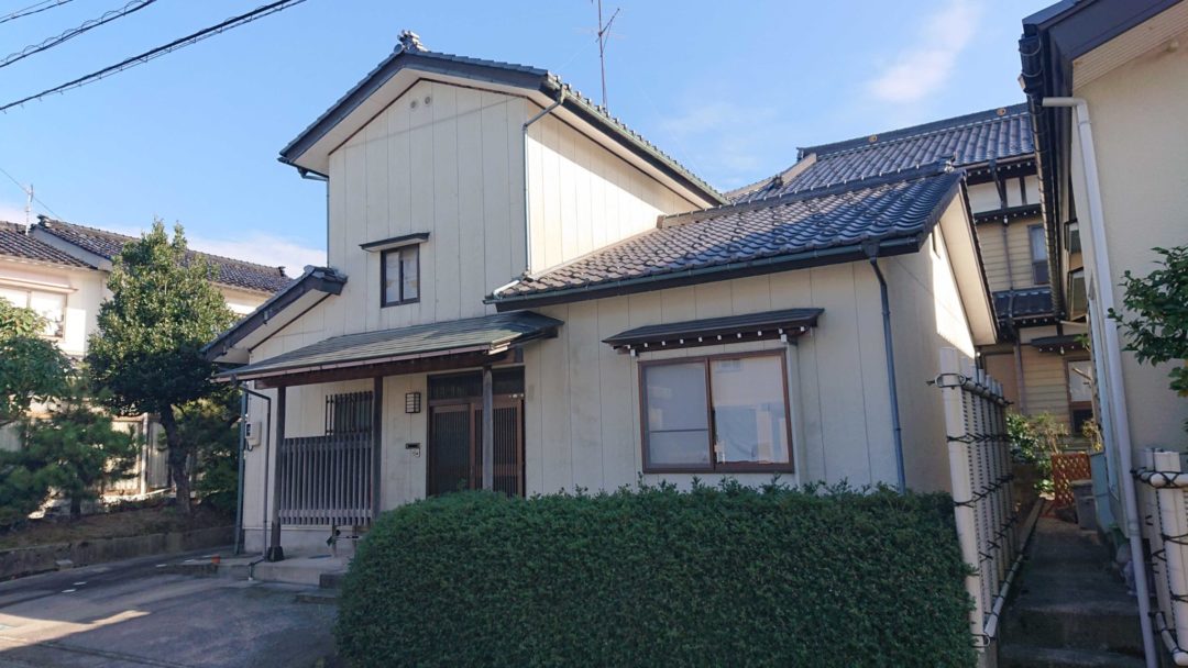 魚津市北鬼江2丁目中古住宅写真