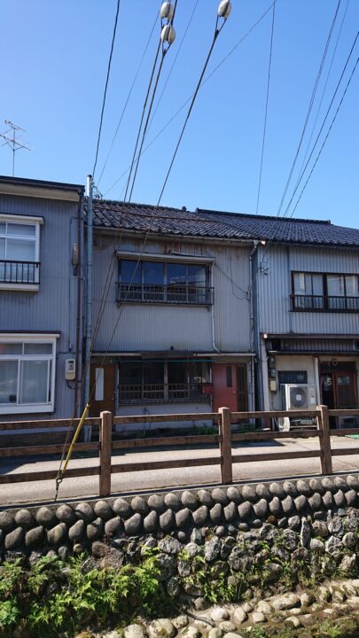 魚津市双葉町の共同住宅写真