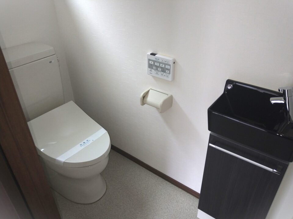 射水市七美２丁目中古住宅写真