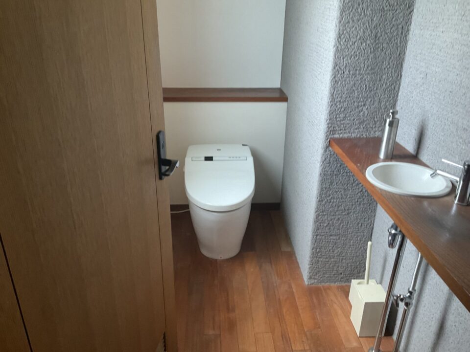 富山市中島1丁目売事務所写真