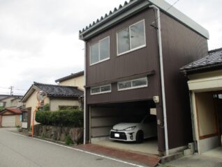 魚津市仏田　倉庫・車庫 サムネイル