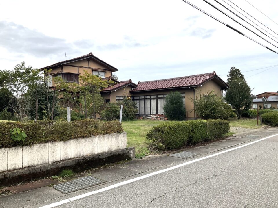 富山市八尾町井田　土地写真