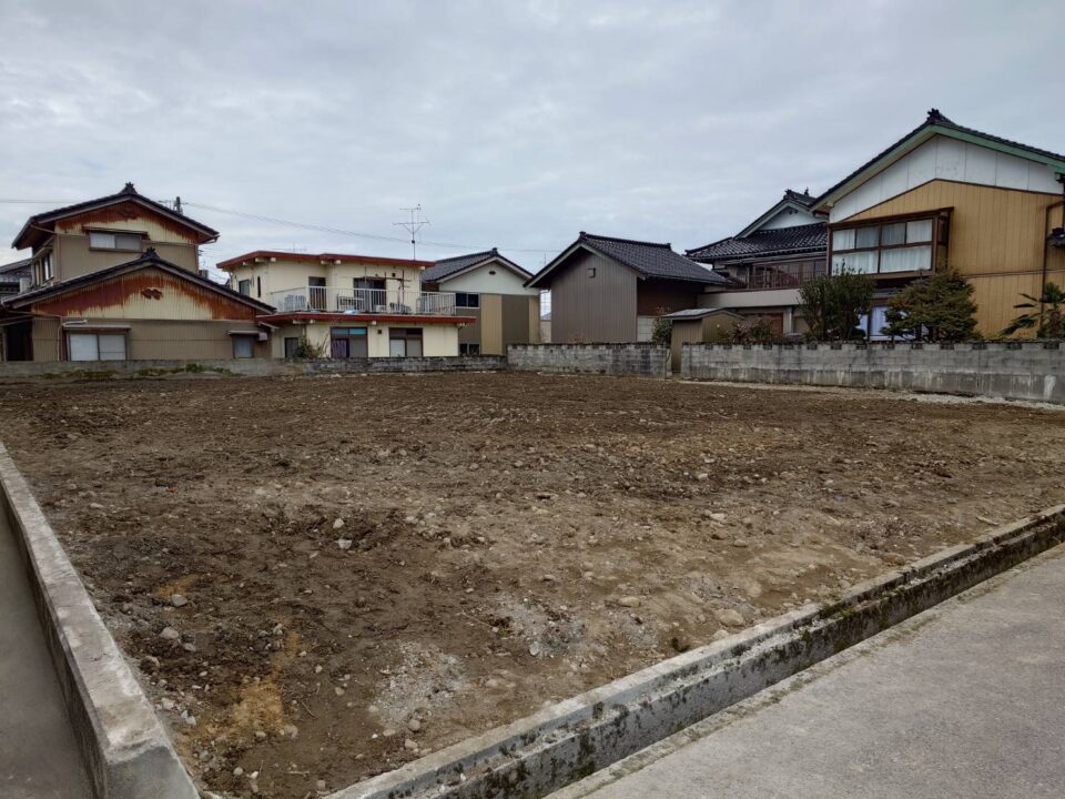 魚津市本新町　土地B写真