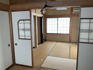 中新川郡立山町浅生中古住宅 サムネイル