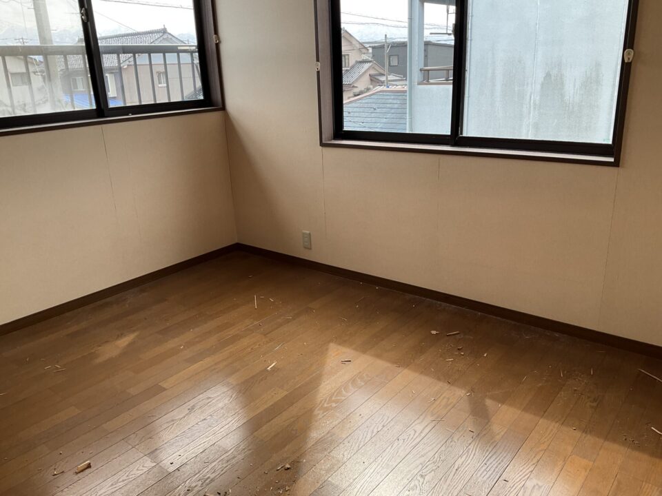 中新川郡立山町浅生中古住宅写真