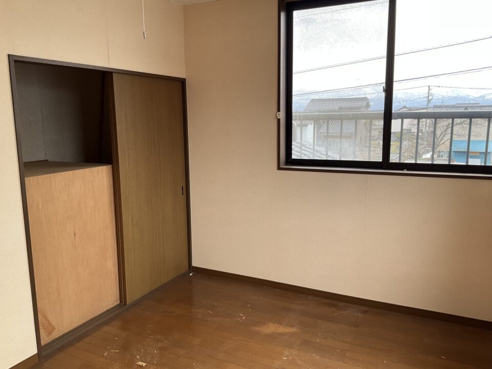 中新川郡立山町浅生中古住宅写真