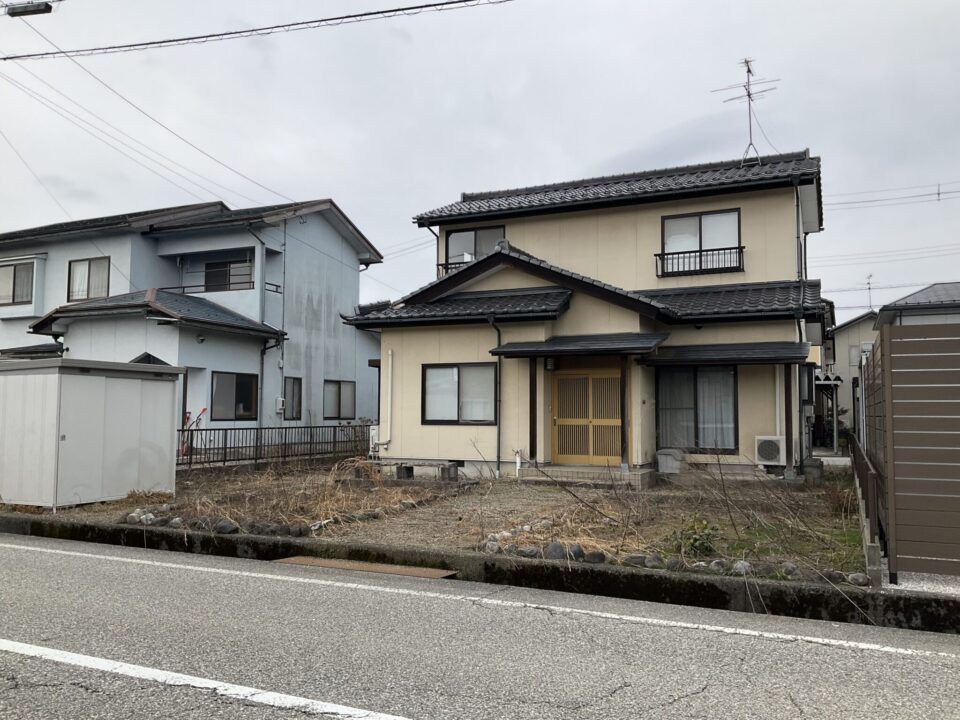 中新川郡立山町浅生中古住宅写真
