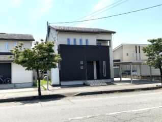 富山市長附中古住宅 サムネイル