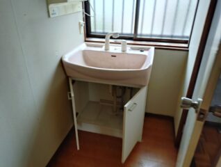 下新川郡入善町舟見中古住宅 サムネイル