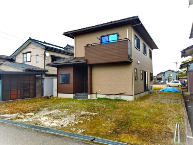 高岡市佐野中古住宅