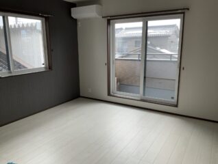 高岡市佐野中古住宅 サムネイル