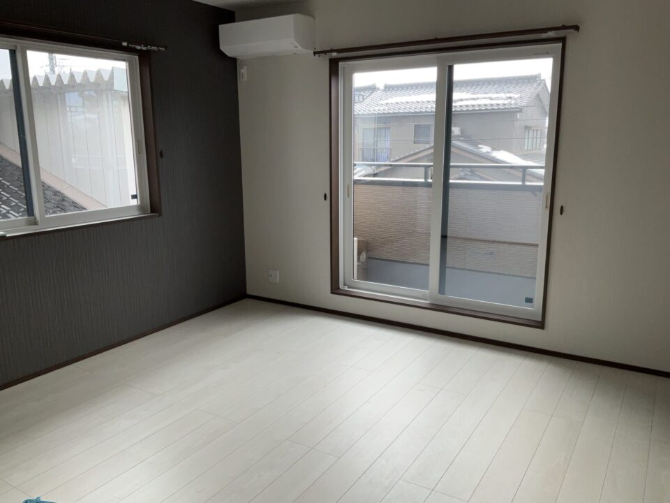 高岡市佐野中古住宅写真