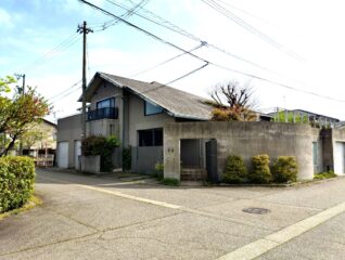 砺波市柳瀬中古住宅 サムネイル