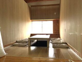 魚津市平伝寺中古住宅 サムネイル
